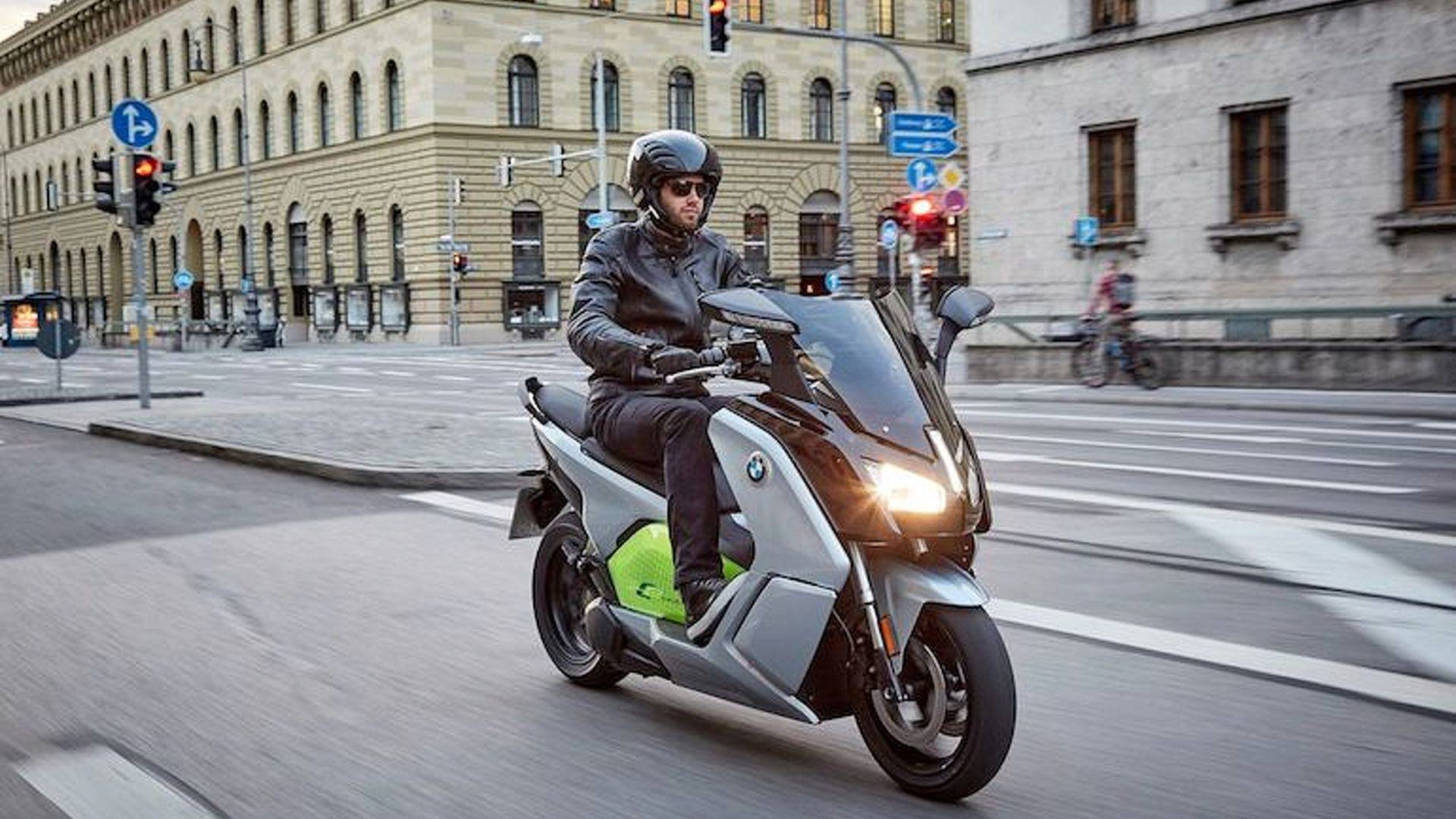 BMW Is Looking Into Wireless Charging For Electric Bikes