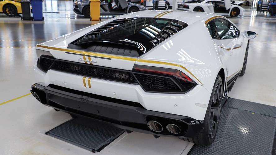 Lamborghini Huracan Signed By Pope