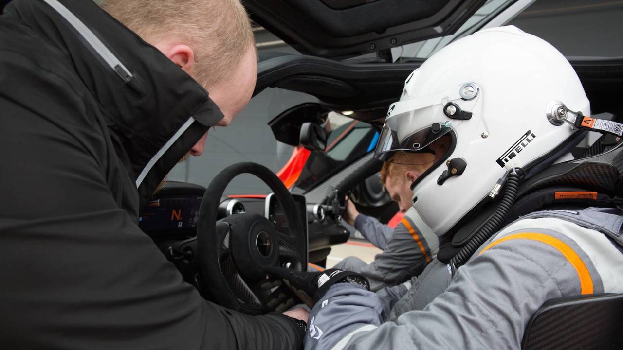 McLaren Senna: First Drive