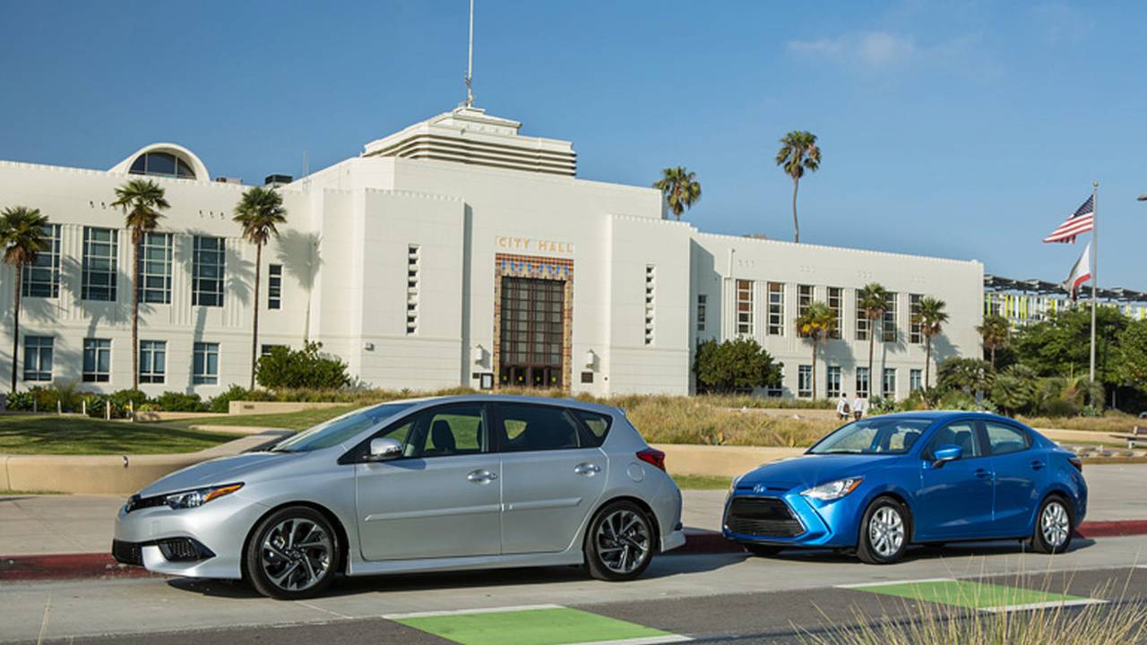 DriveApart First Drive: 2016 Scion iA and iM