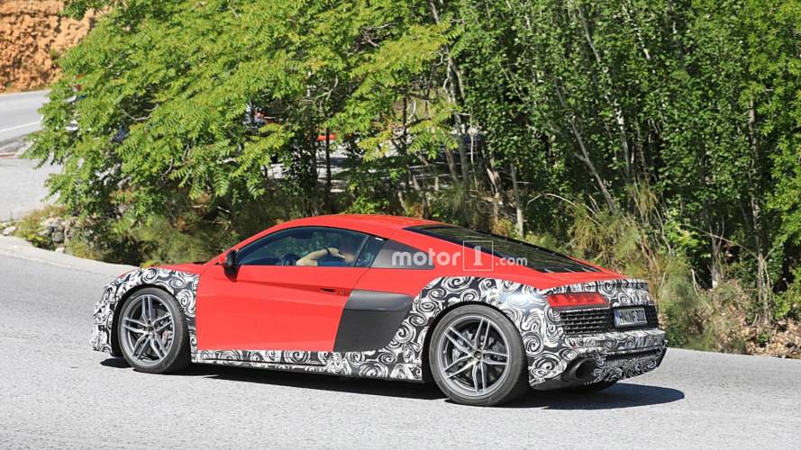 2019 Audi R8 spy photo