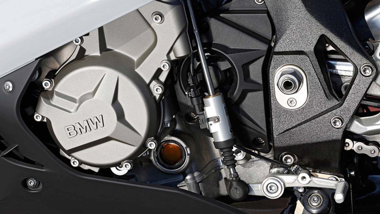 2015 BMW S1000RR First Ride: Don't Fear The Litre Bike