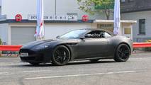Aston Martin DBS Superleggera Volante Casus Fotoğrafları