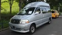 2004 Toyota Grand HiAce camper