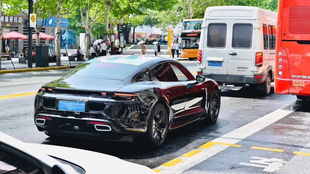 Porsche Taycan 2020, fotos sin camuflaje