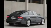 Luxus-Coupé-Dampfhammer