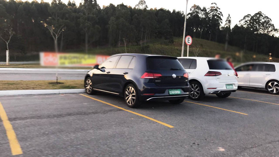 Flagra linha VW Golf 2018