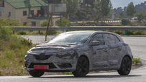 2016 Renault Megane spy photo