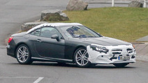 2017 Mercedes-Benz SL facelift spy photo