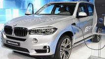 BMW X5 xDrive40e at Auto Shanghai 2015