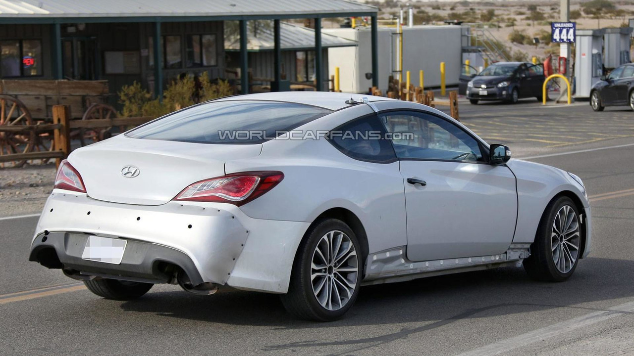 2016 Hyundai Genesis Coupe Spied 2016 Hyundai Genesis Coupe Spy Photo