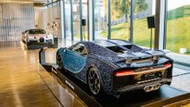 Bugatti Chiron et Chiron Lego Technic exposées ensemble