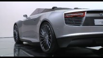 Salão de Paris: Audi e-tron Spyder Concept - Vídeos