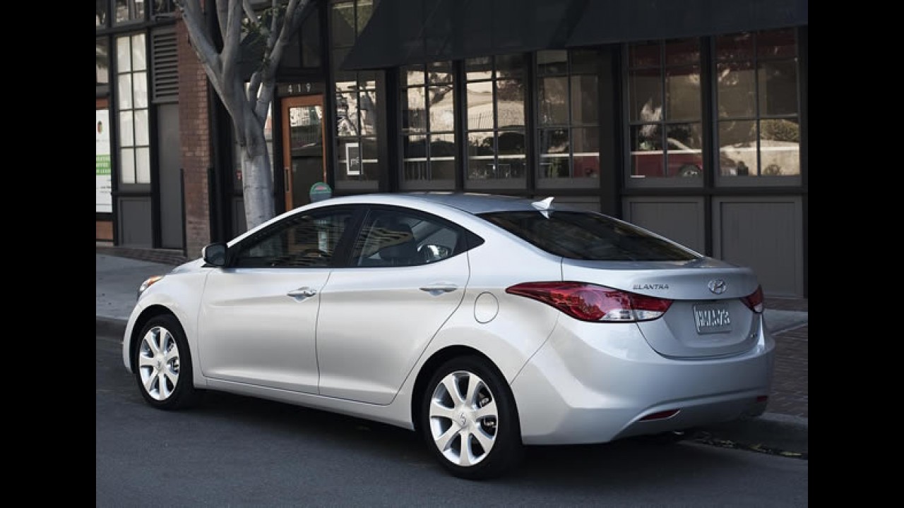 Novo Hyundai Elantra chega ao Brasil em junho