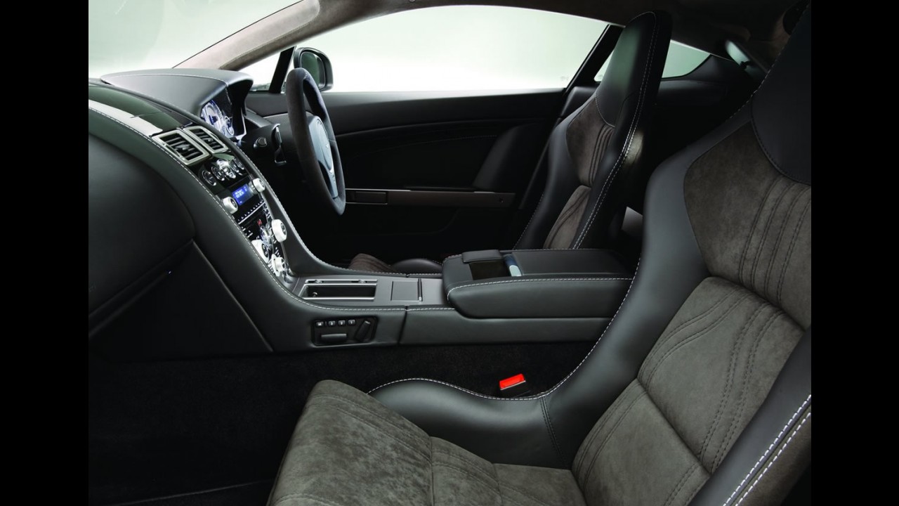 Edição Especial: Aston Martin Vantage N420 2011 tem motor V8 de 420 cv