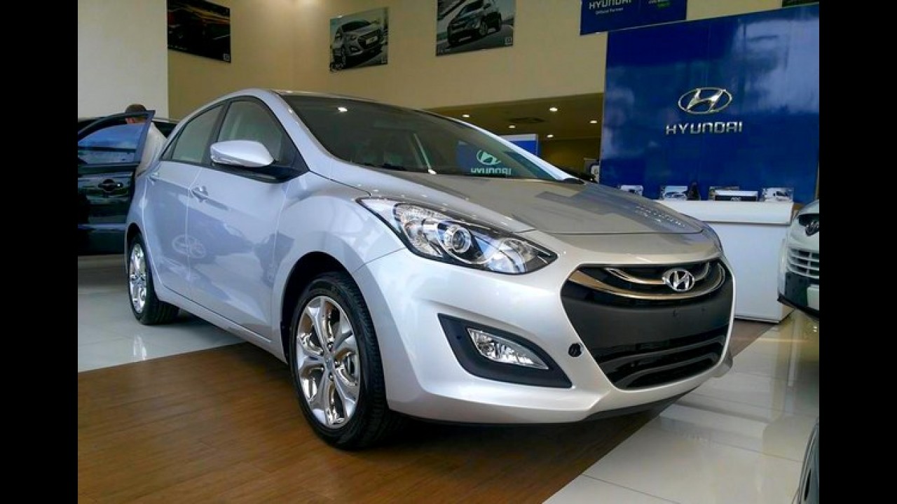 Análise CARPLACE: Golf encosta no Cruze em mês de queda dos hatches médios