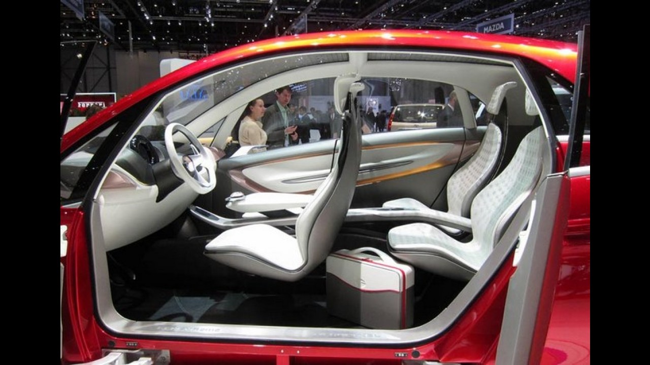Tata Megapixel Concept é apresentado no Reino Unido - Consumo pode chegar a 120 km/l