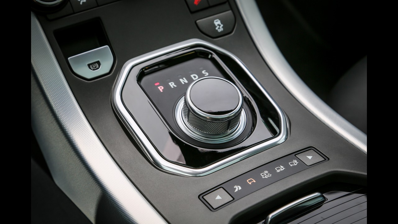 Teste CARPLACE: Range Rover Evoque e BMW 328i GT somam 17 marchas! Precisa tanto?