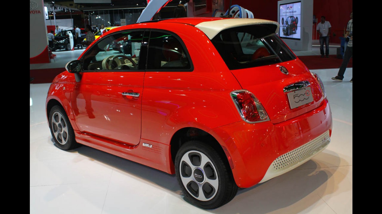 Salão SP: Fiat mostra o elétrico 500e "para brasileiro ver"
