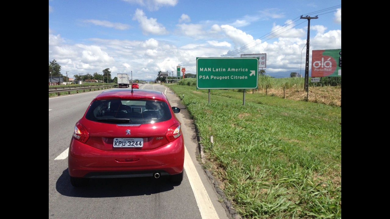 Viagem-teste de 1.000 km: Peugeot 208 Griffe vem para tirar o atraso
