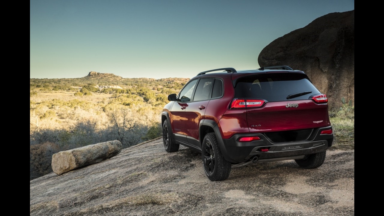 Veja o polêmico Jeep Cherokee 2014 por completo