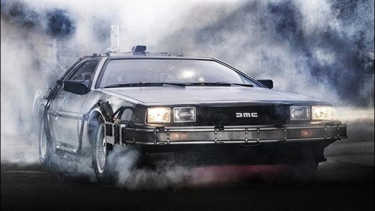 [Copertina] - Ritorno al Futuro, 30 anni di DeLorean DMC-12