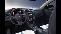 Kizashi mit Hybridantrieb