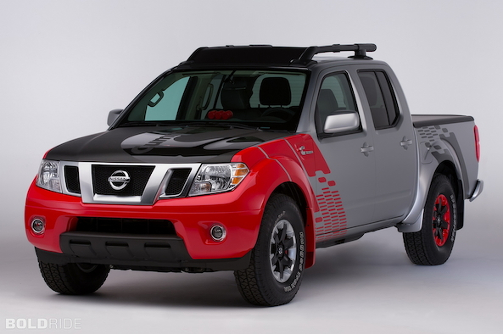 Chicago Auto Show Day 1: Muddy Toyotas, Rally Beetles and More