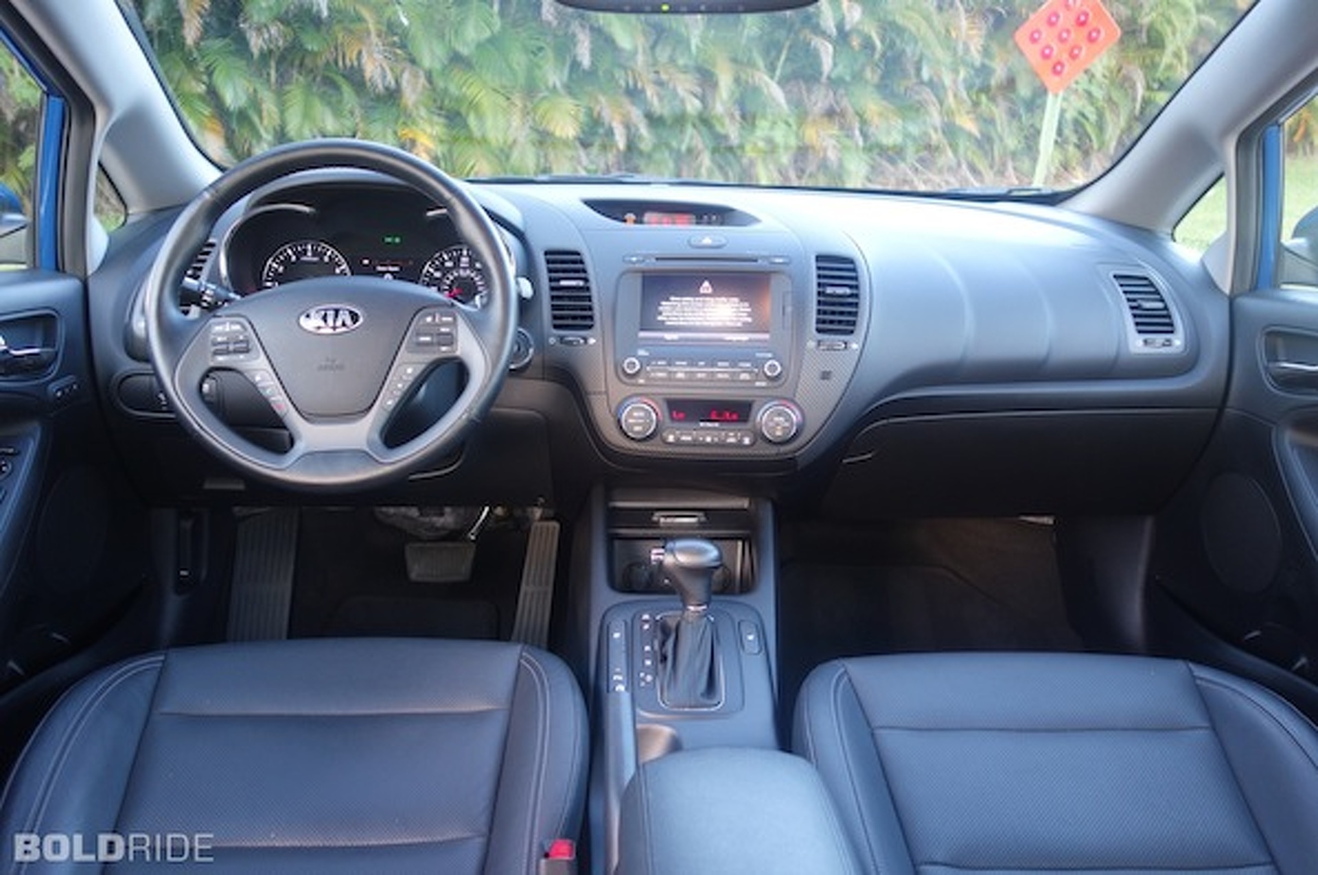 2014 Kia Forte Review: The Above Average Middle Child