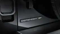 Badge Land Rover Defender V8 James Bond Edition 2022