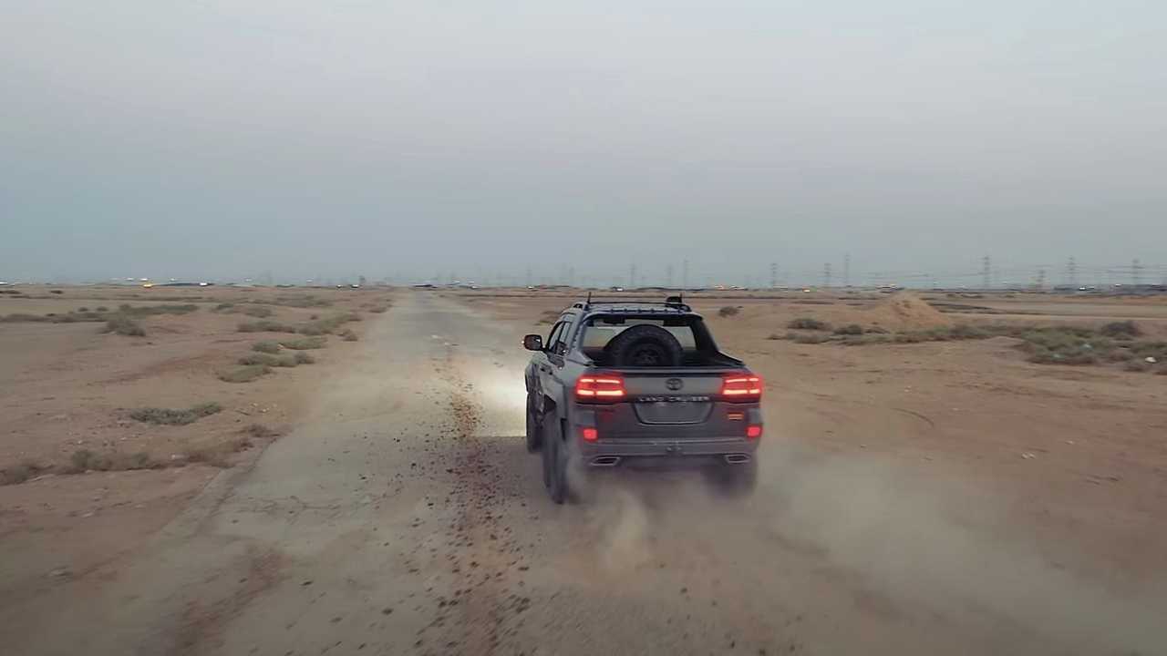 Toyota Land Cruiser 6x6