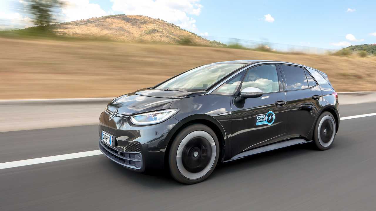 Come si guida un'auto elettrica