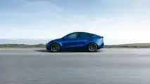 Tesla Model Y: profilo blu