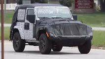 2018 Jeep Wrangler Two-Door Spy Photo
