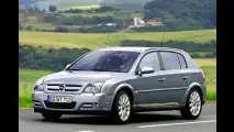 Opel peppt Mittelklasse auf: