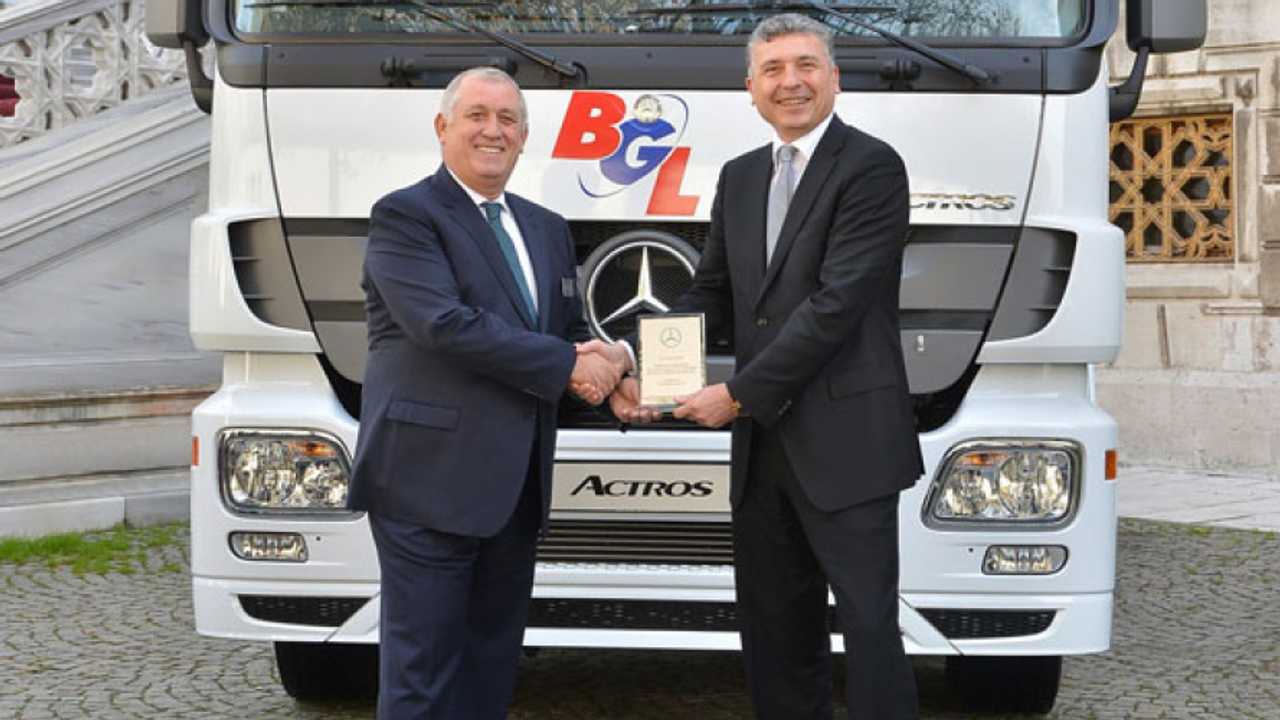 Nuovo mega ordine Mercedes in Turchia