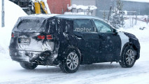 Nuova Hyundai Santa Fe, teaser e foto spia