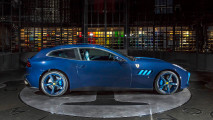 Ferrari GTC4 Azzurra
