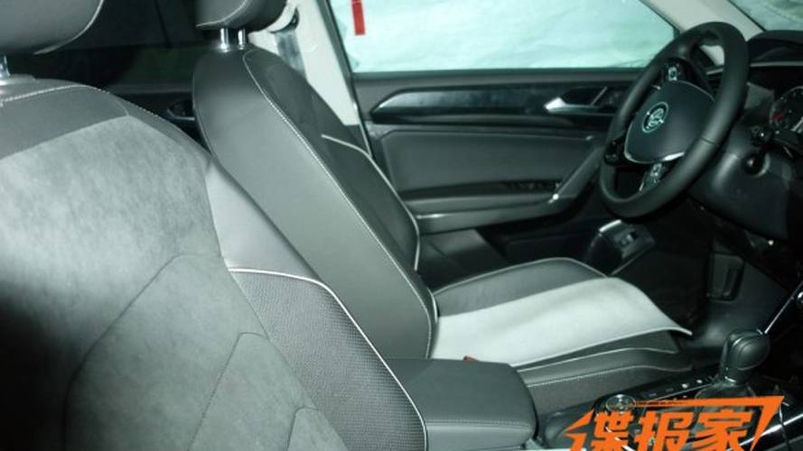 Flagra - VW T-Cross (SUV do Polo) tem interior revelado