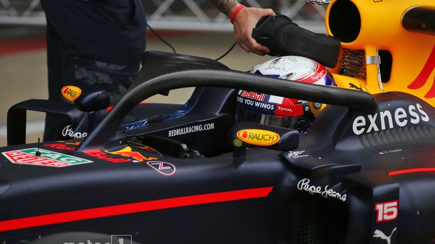 Pierre Gasly, Red Bull Racing RB12 Test Driver running the Halo cockpit cover