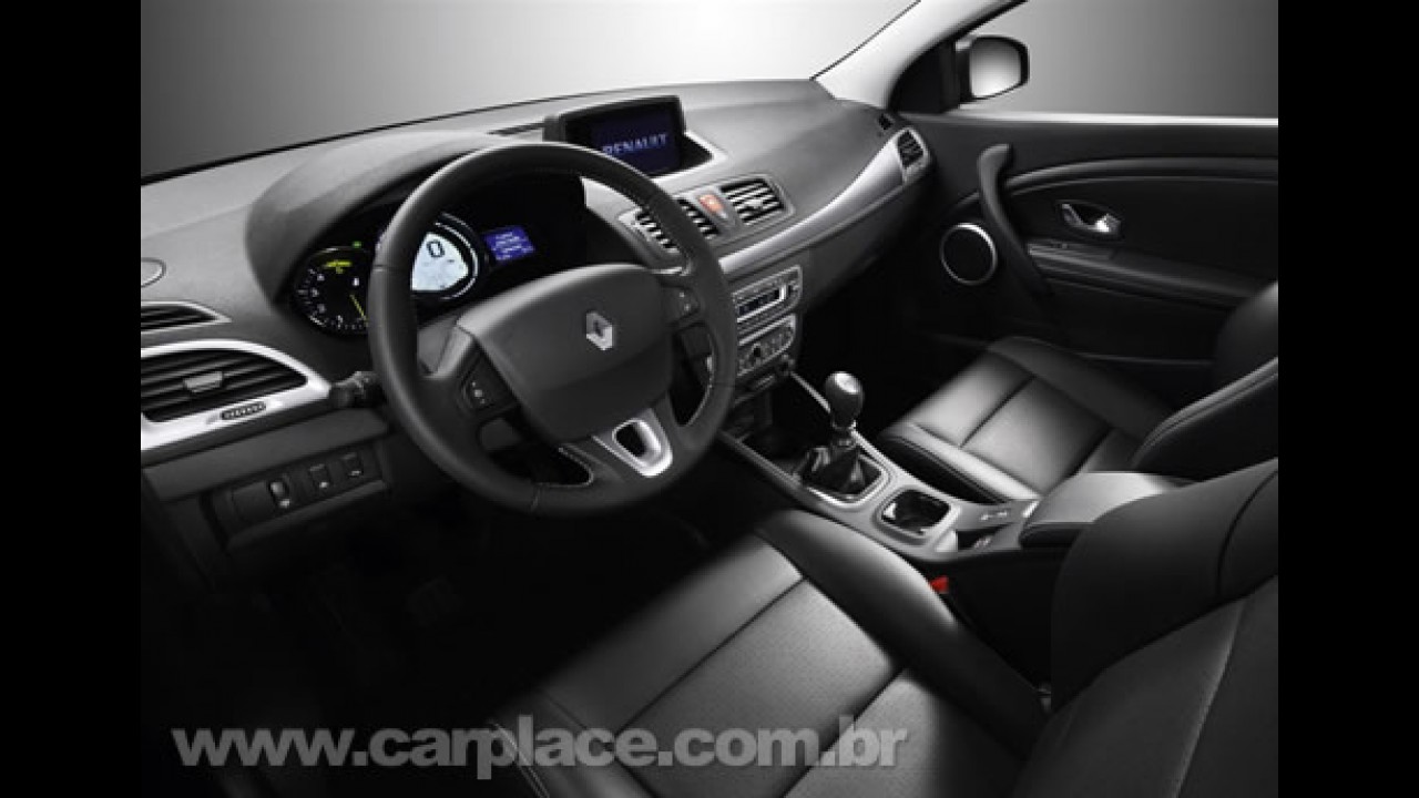 Renault divulga imagens e dados oficiais do novo Mégane Coupé 2009