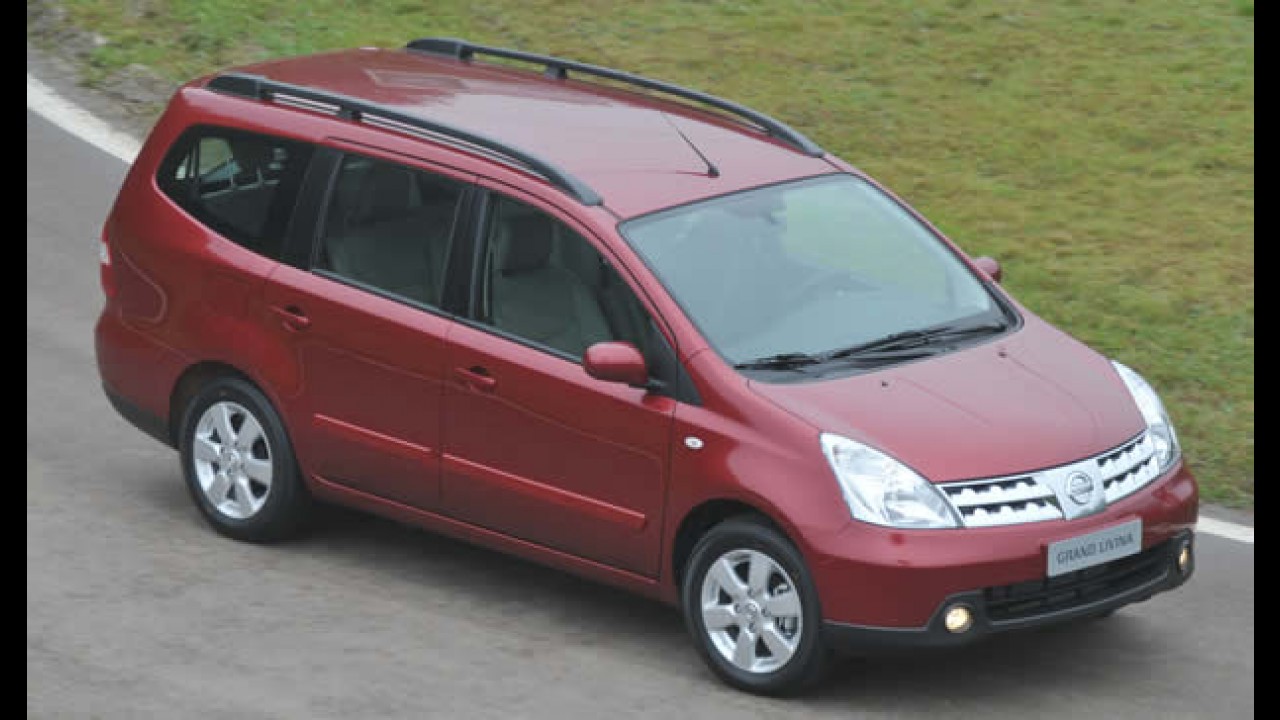 Nissan lança oficialmente o monovolume Grand Livina de 7 lugares por R$ 54.890