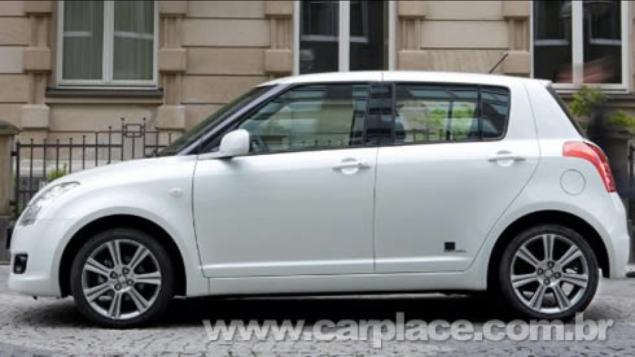 Suzuki Swift em edição especial Black and White - Modelo pode vir ao Brasil