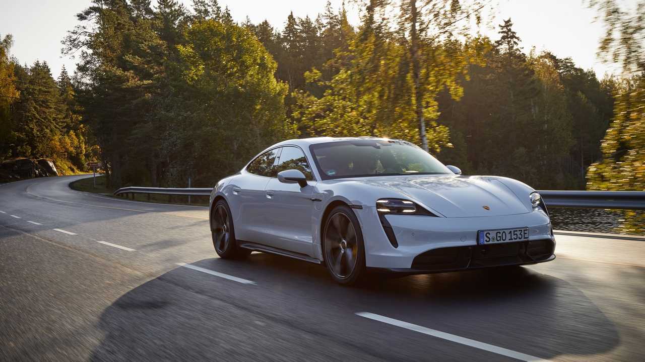 Porsche Taycan Turbo S, primo contatto
