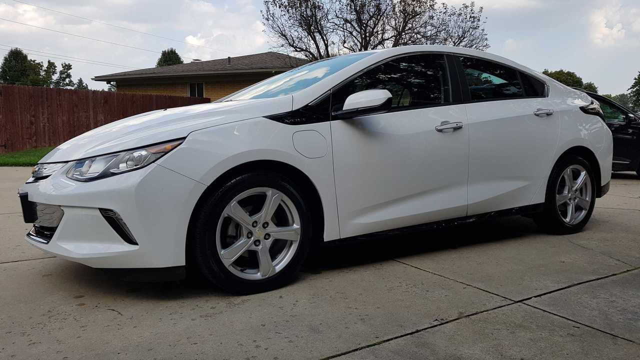 2017 chevrolet volt