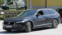 Makyajlı Volvo V90'ın İlk Casus Fotoğrafları