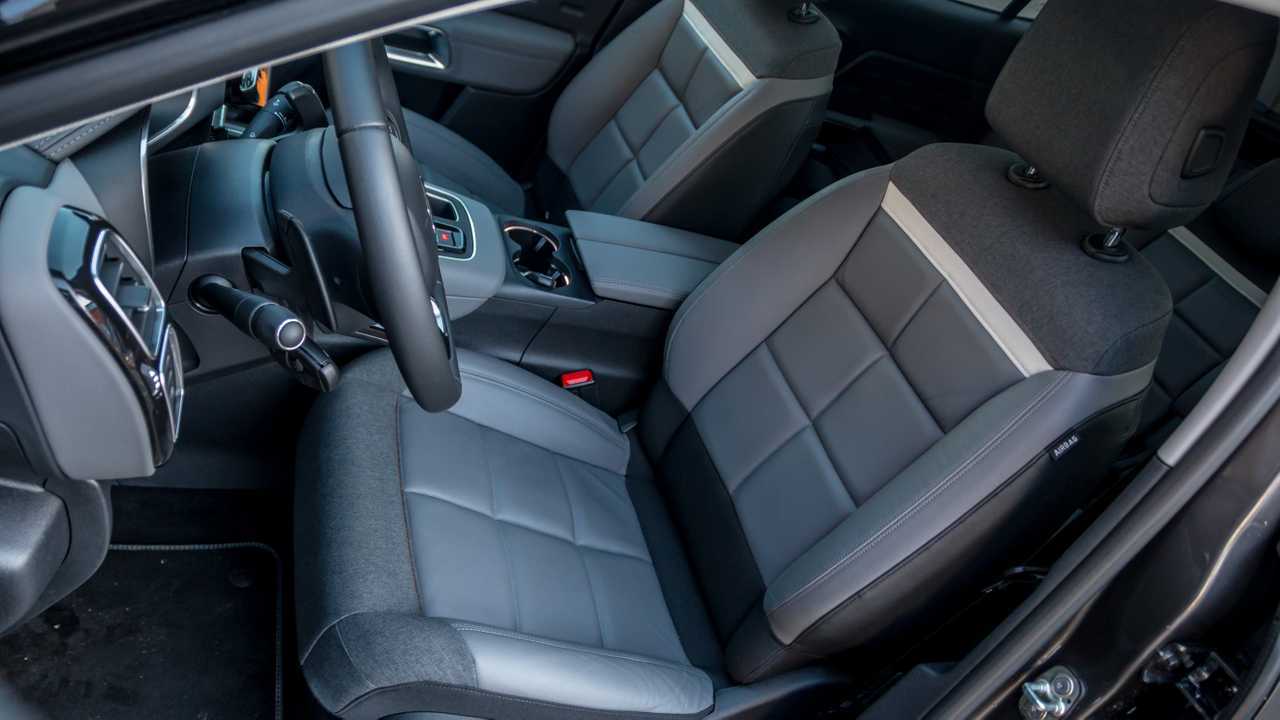 Citroen C5 Aircross test-drive in Moscow