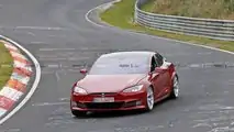 Tesla Model S Plaid spy photo