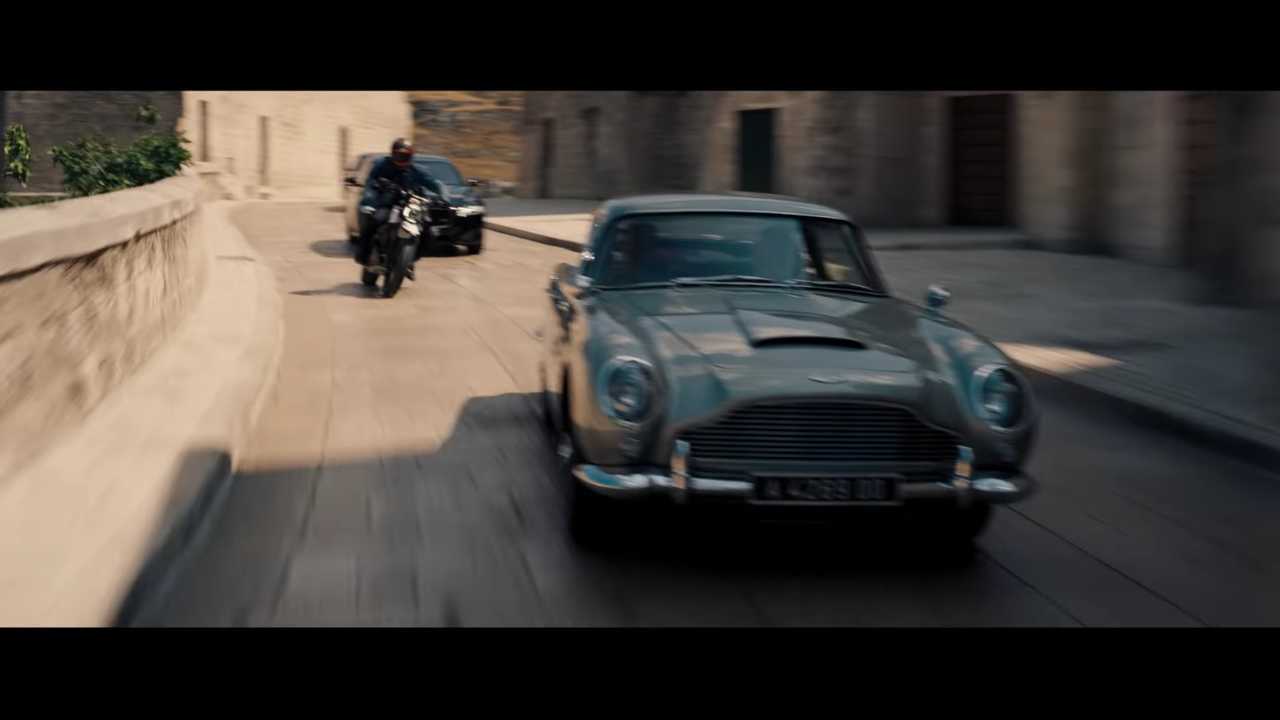 James Bond Ada Waktu Untuk Die Trailer