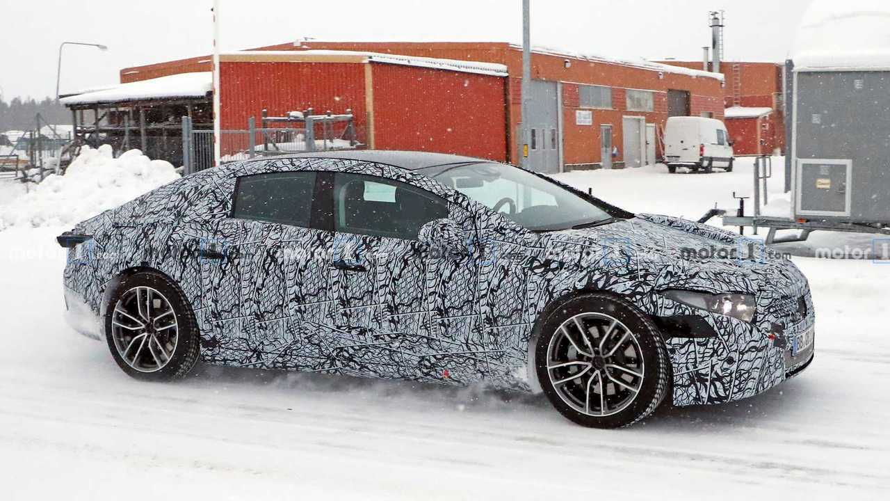 mercedes-eqs-spy-photo